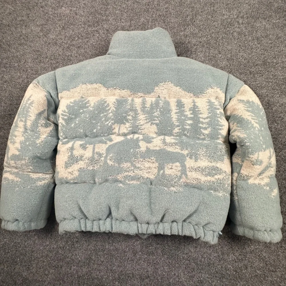 Winter‎ Scene Youth Large/ XL Puffer Jacket